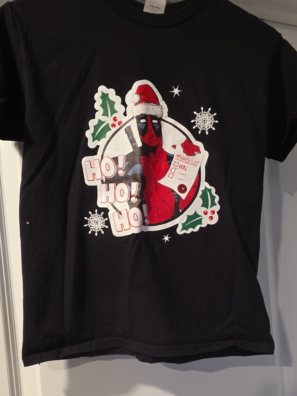 Youth 10/12 Deadpool Holiday Graphic Tee - Black